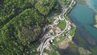 Дома для отпуска Holiday House by The Lake Плав Дом с 1 спальней-35